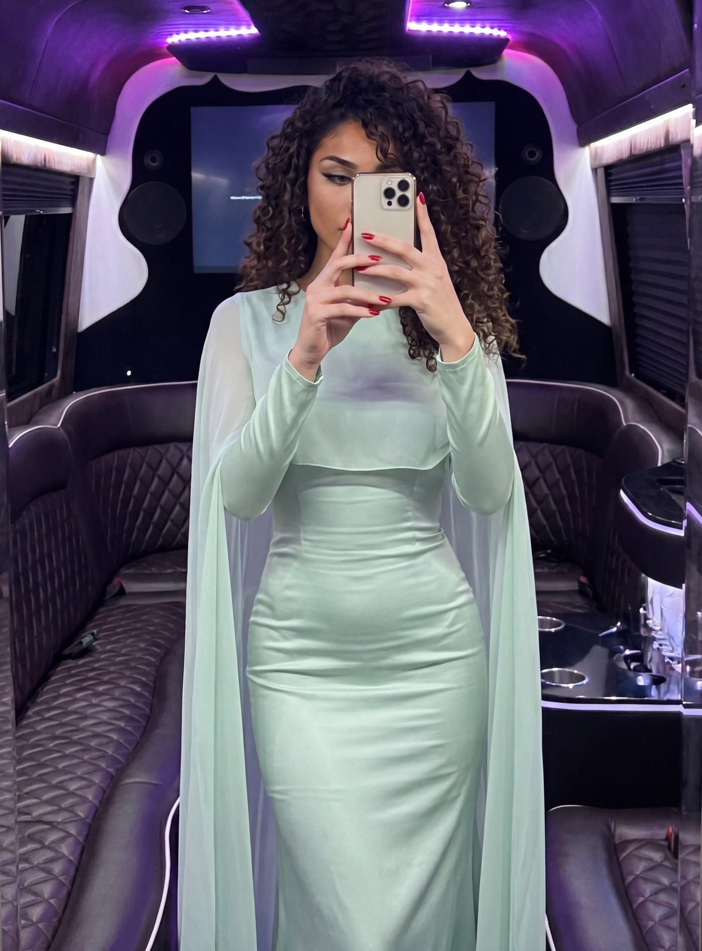 Yasmine - Mint customer photo 2