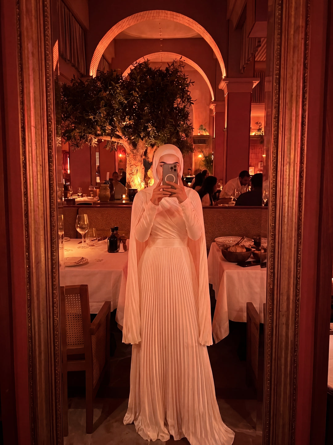 Saffira - White customer photo 2