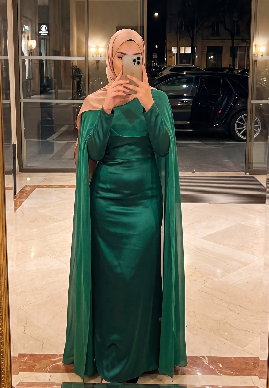 Yasmine - Emerald customer photo 2
