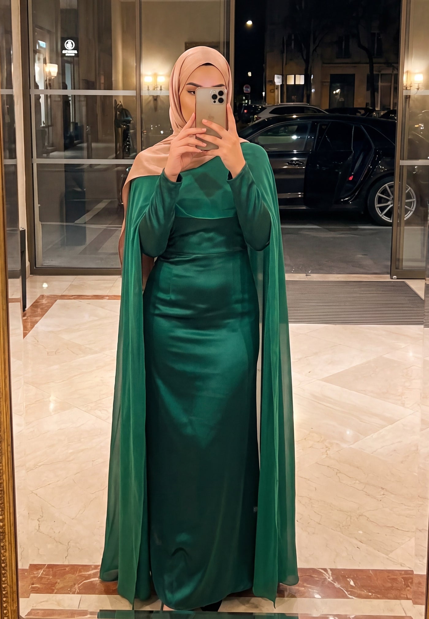Yasmine - Emerald customer photo 2