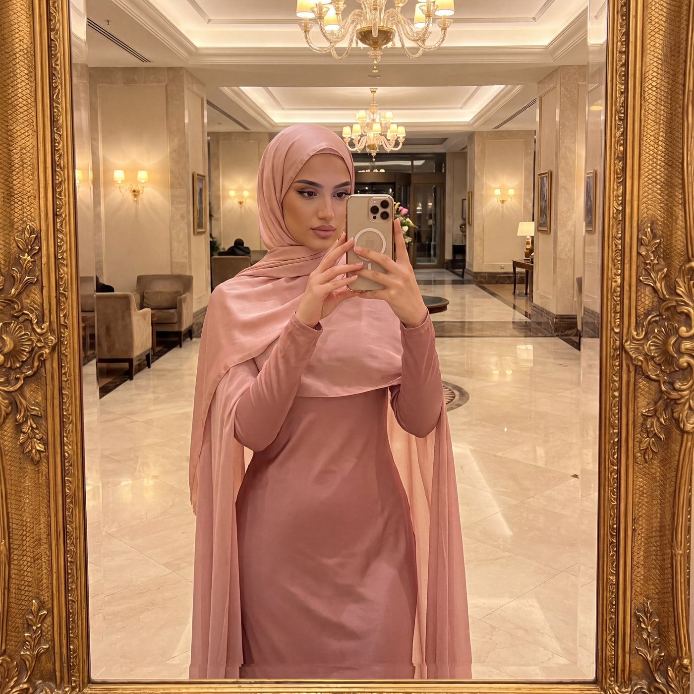 Yasmine - Pink customer photo 2