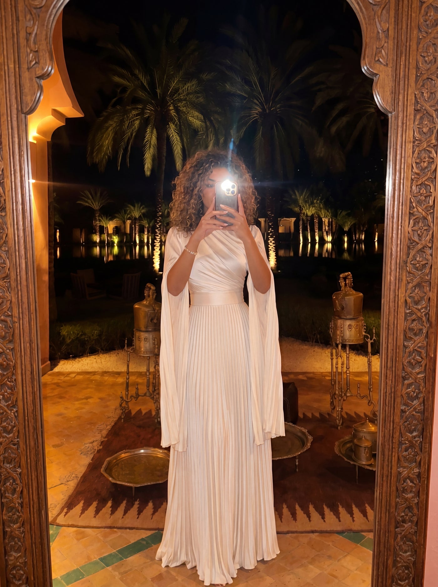 Saffira - White customer photo 1