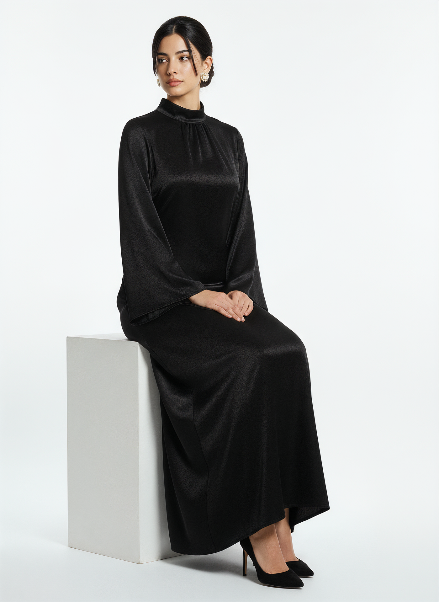 Velvet Elegance Abaya Dress