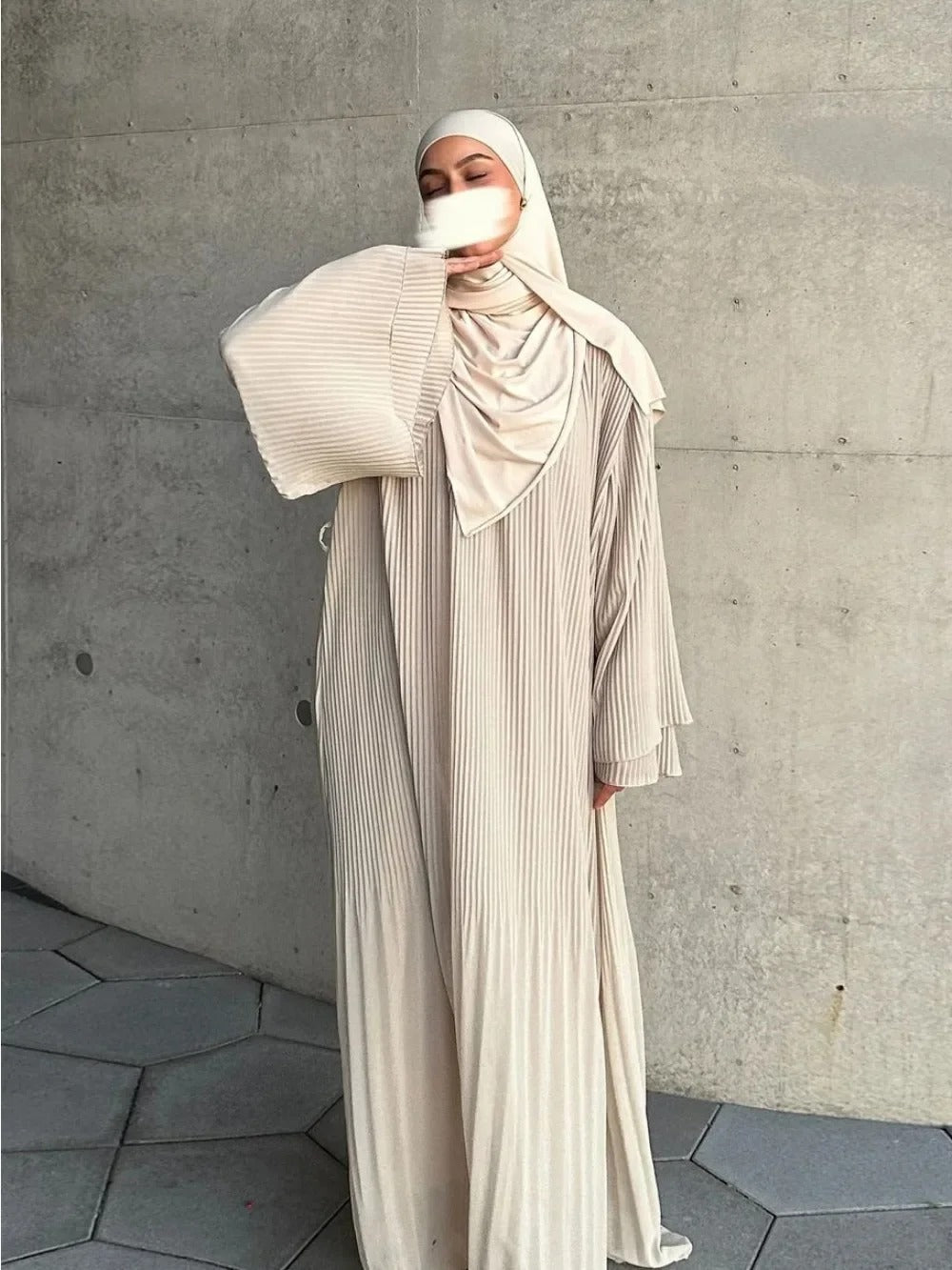 Elegant Pleated Long-Sleeve Modest Abaya Dress