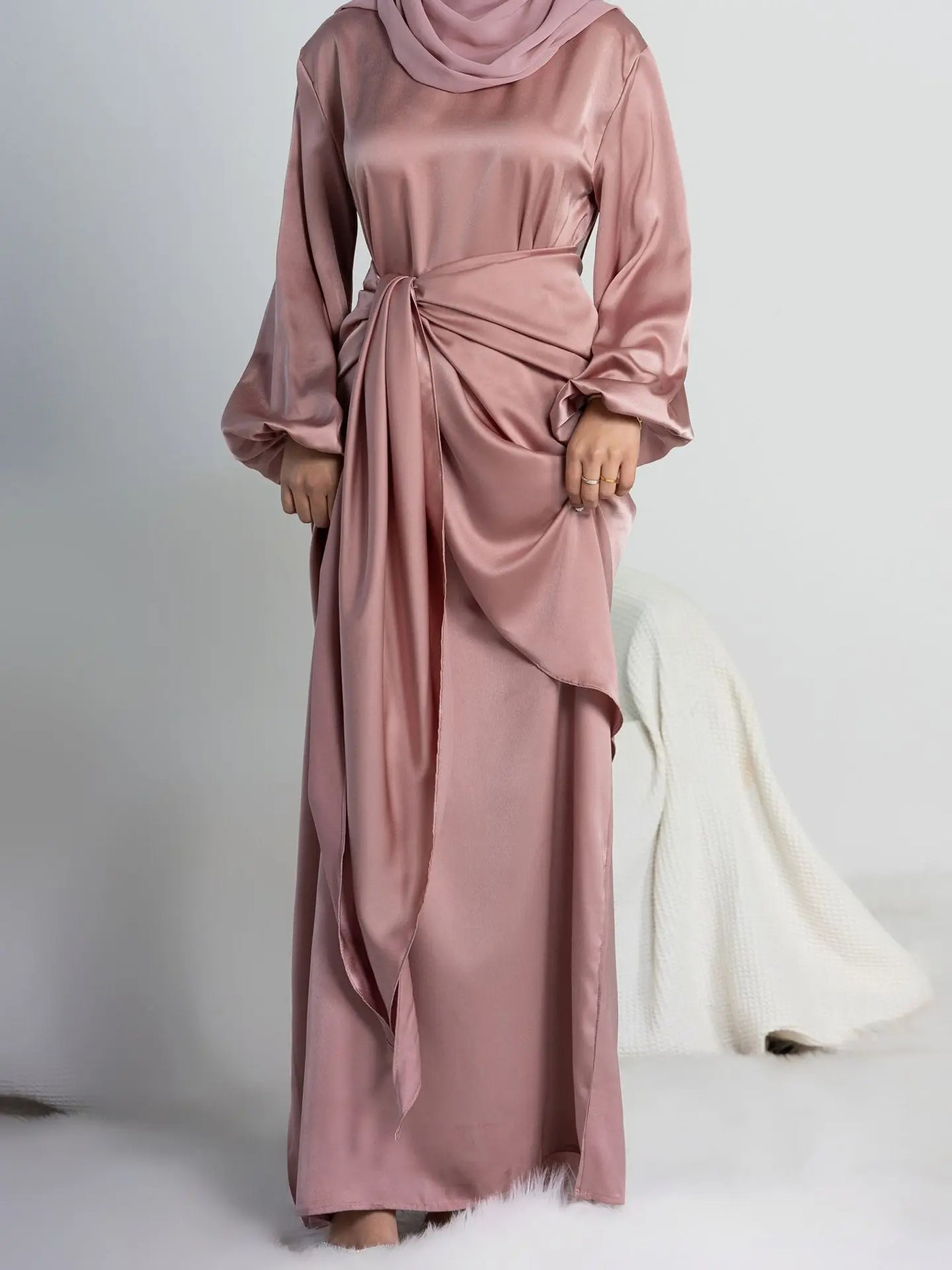 Graceful Blush Abaya